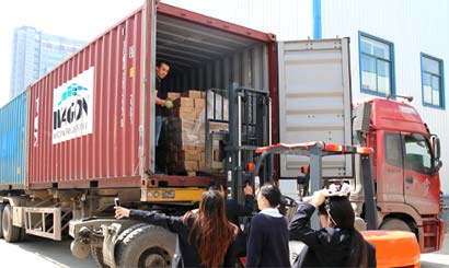 發(fā)貨現(xiàn)場